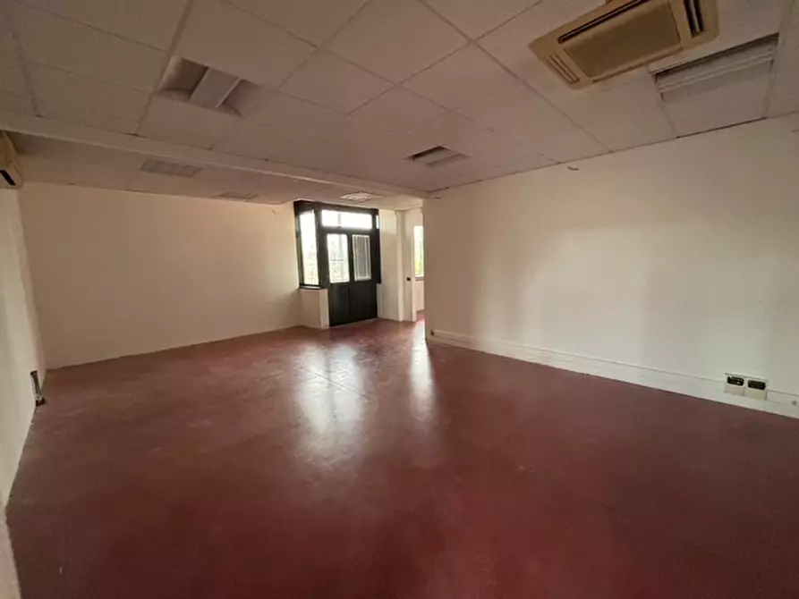 Immagine 19 di Laboratorio in affitto  in VIA DEI CADOLINGI a Scandicci