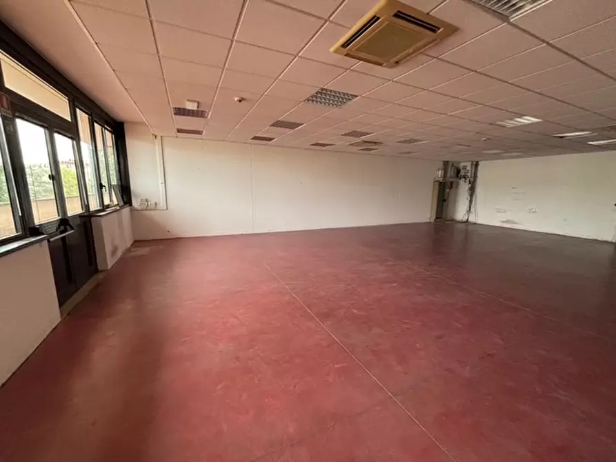 Immagine 21 di Laboratorio in affitto  in VIA DEI CADOLINGI a Scandicci