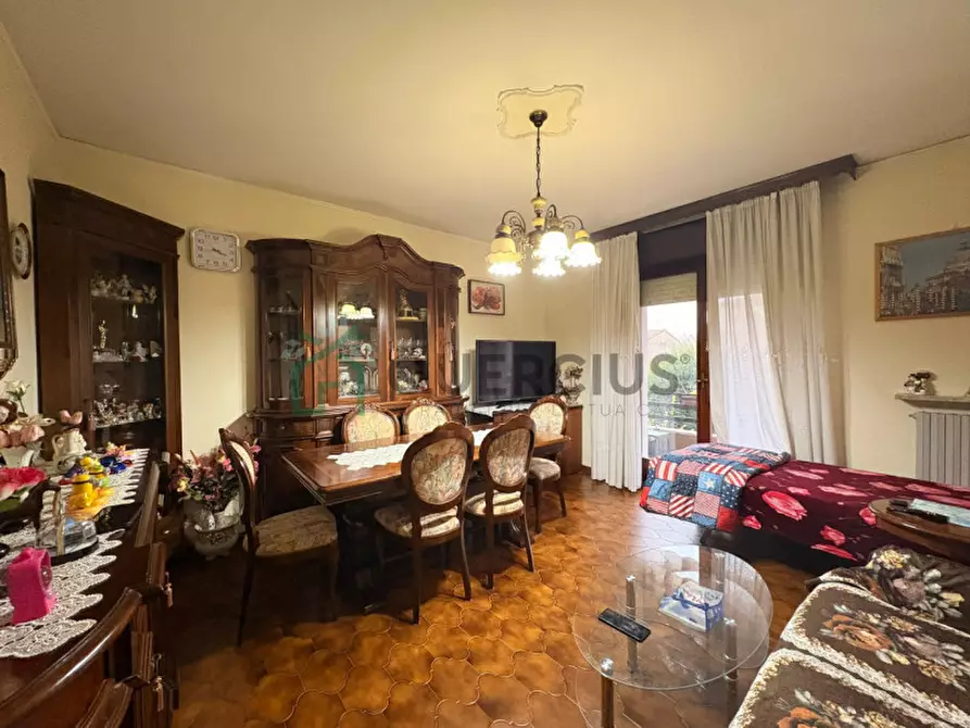 Immagine 1 di Appartamento in vendita  in Via Alcide De Gasperi a Lavagno