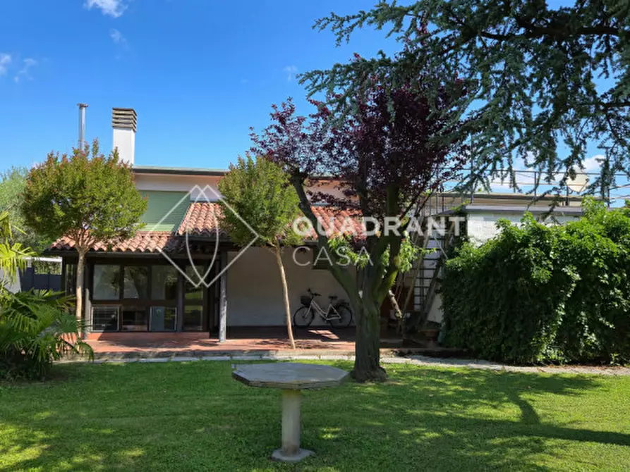Immagine 1 di Villa in vendita  in Via Caposeda a Montegrotto Terme