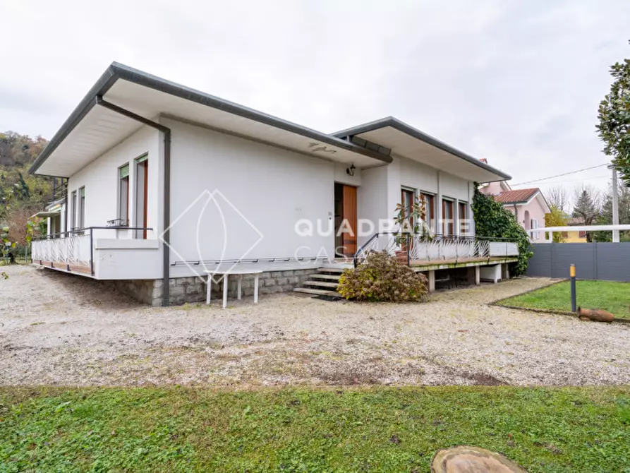 Immagine 4 di Villa in vendita  in Via Caposeda a Montegrotto Terme