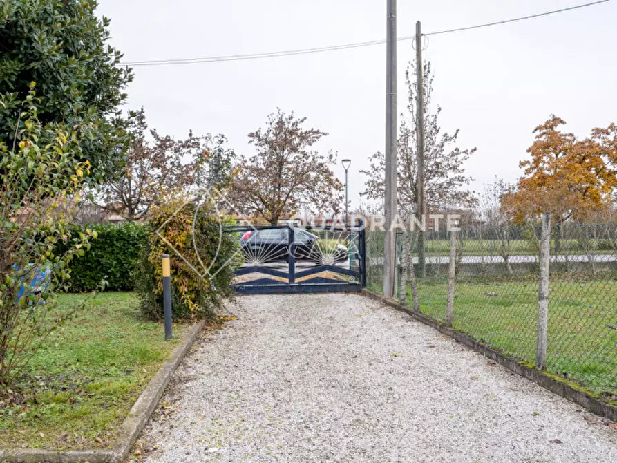 Immagine 5 di Villa in vendita  in Via Caposeda a Montegrotto Terme