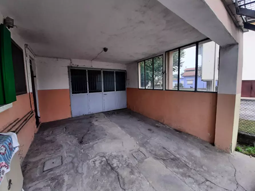 Immagine 29 di Appartamento in vendita  in Via Marmolada a Mira