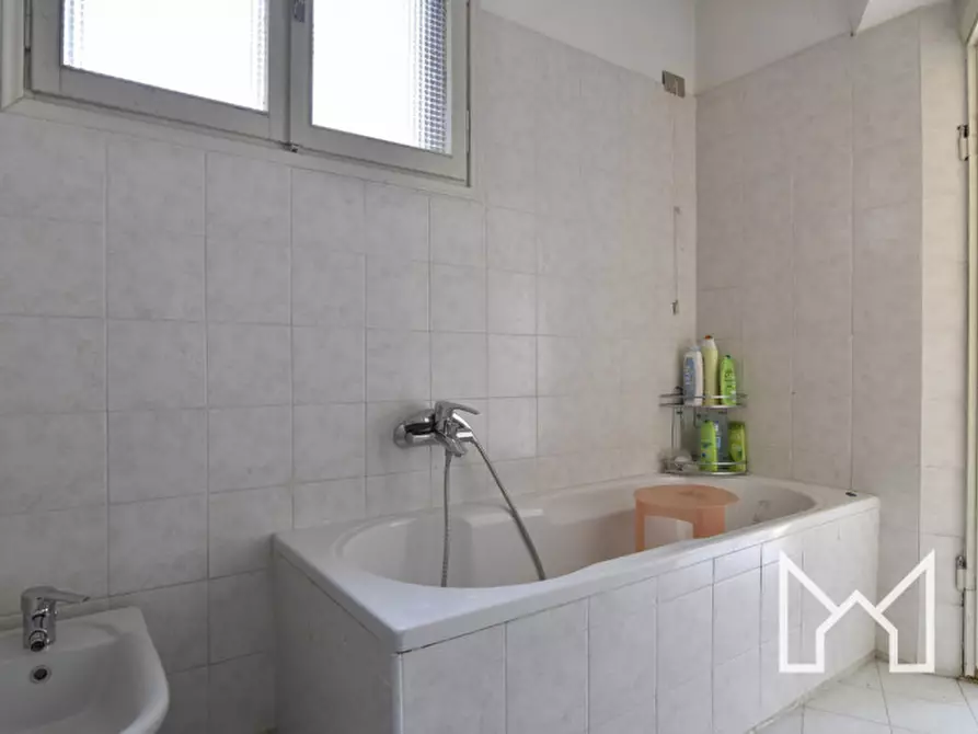 Immagine 12 di Casa indipendente in vendita  a Valbrenta