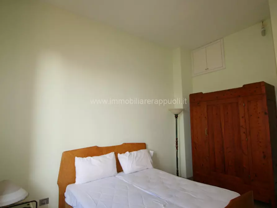 Immagine 14 di Palazzo in vendita  a Cetona