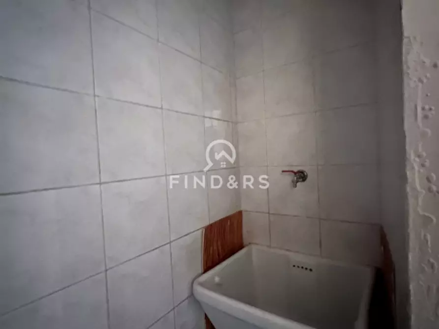 Immagine 13 di Negozio in vendita  in Via Giovanni Aurispa 16 a Palermo