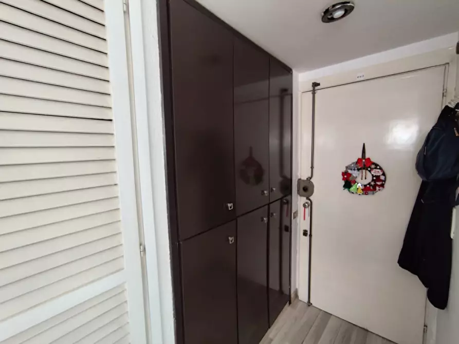 Immagine 10 di Appartamento in vendita  in Via Ernesto Basile 77 a Roma