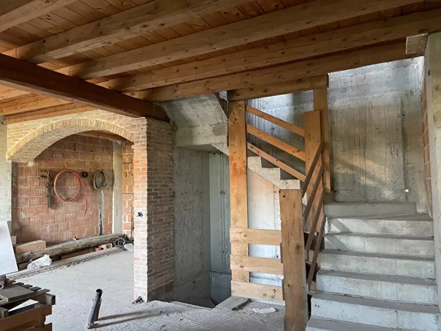 Immagine 2 di Casa quadrifamiliare in vendita  in VIA ROSSINI a Asolo