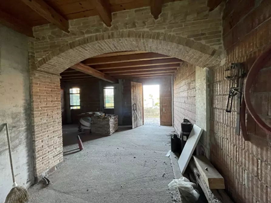 Immagine 6 di Casa quadrifamiliare in vendita  in VIA ROSSINI a Asolo