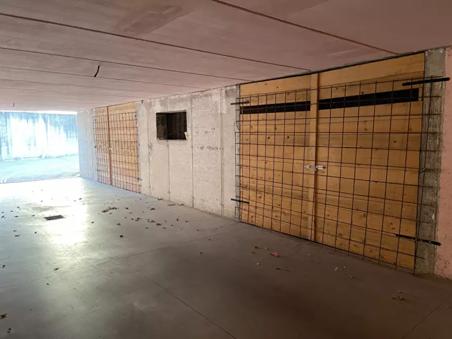 Immagine 22 di Casa quadrifamiliare in vendita  in VIA ROSSINI a Asolo
