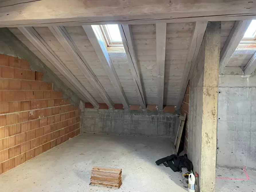 Immagine 16 di Casa quadrifamiliare in vendita  in VIA ROSSINI a Asolo