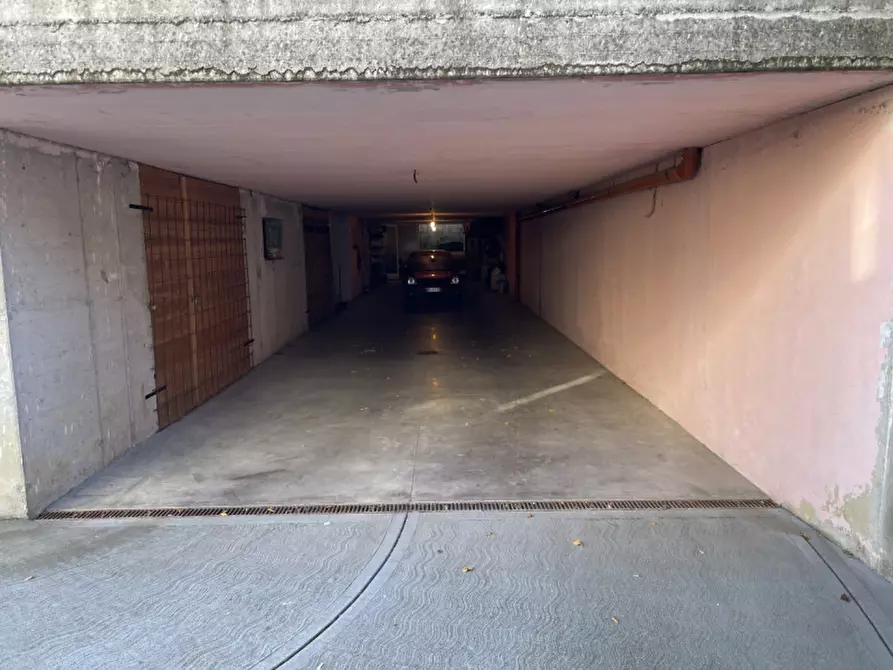 Immagine 21 di Casa quadrifamiliare in vendita  in VIA ROSSINI a Asolo