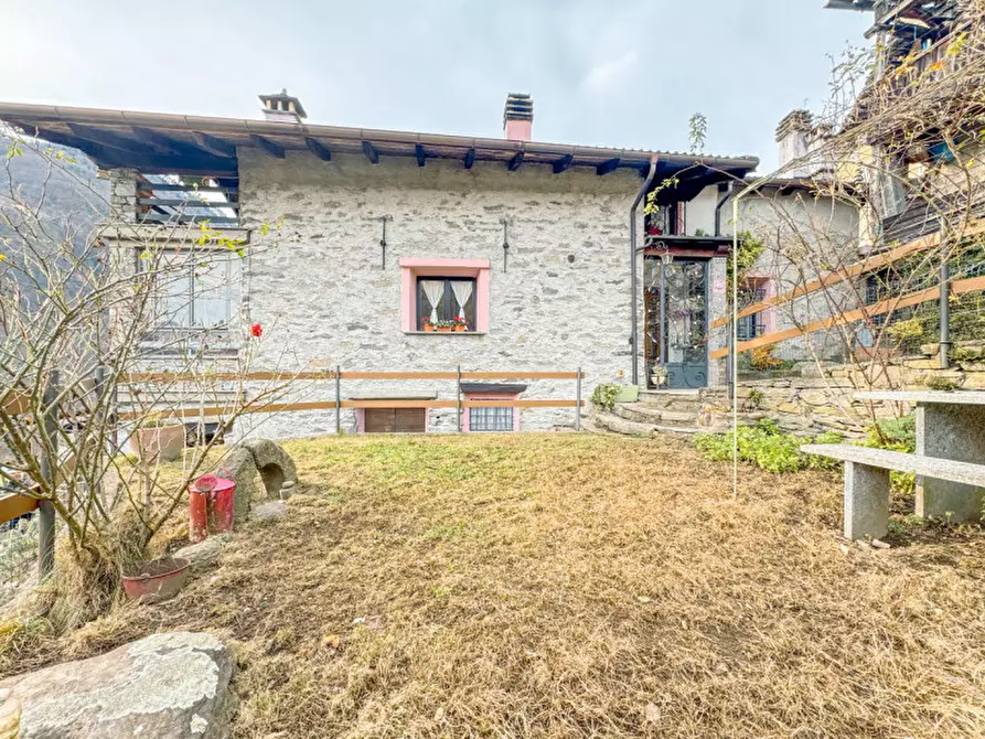 Immagine 28 di Casa indipendente in vendita  in località vigino 62 a Calasca-Castiglione