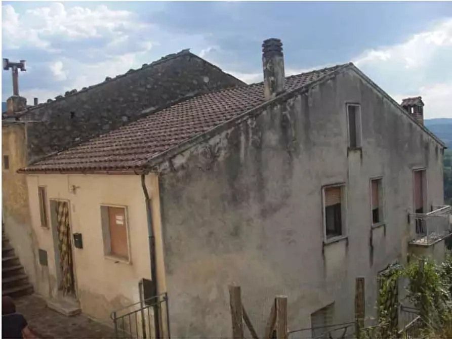 Immagine 1 di Villetta a schiera in vendita  a Spinoso