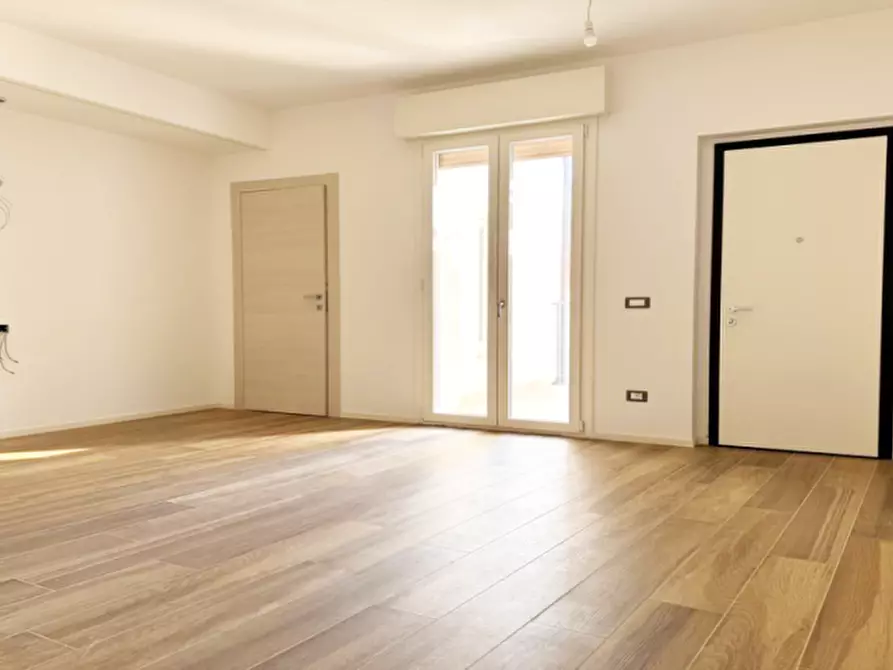 Immagine 15 di Appartamento in vendita  a Fiorenzuola D'arda