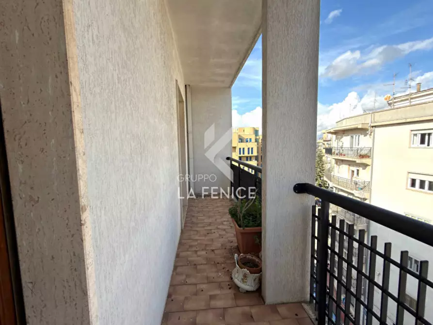 Immagine 11 di Appartamento in vendita  in viale dei lecci,57 a Martina Franca