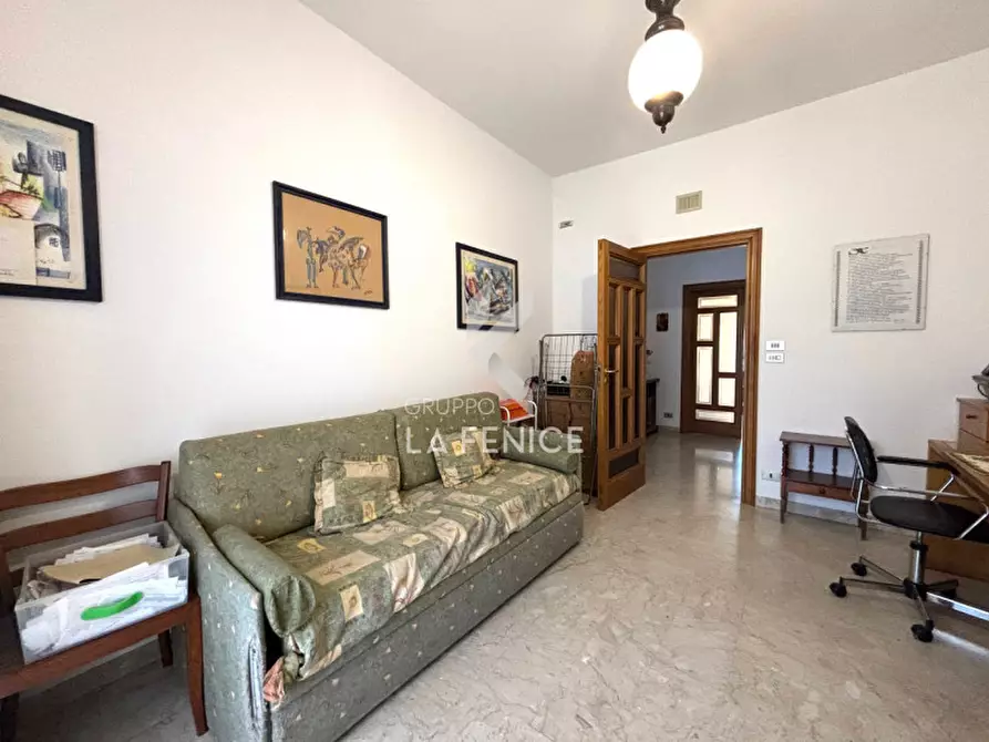 Immagine 13 di Appartamento in vendita  in viale dei lecci,57 a Martina Franca