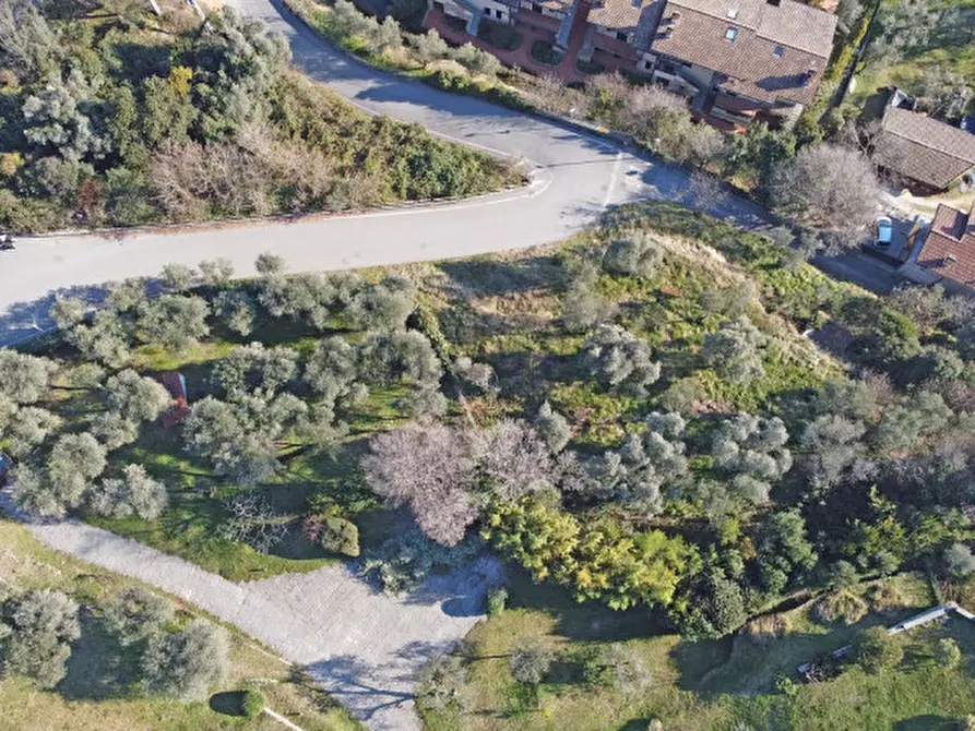 Immagine 15 di Terreno in vendita  in Via Sassello a Toscolano-Maderno