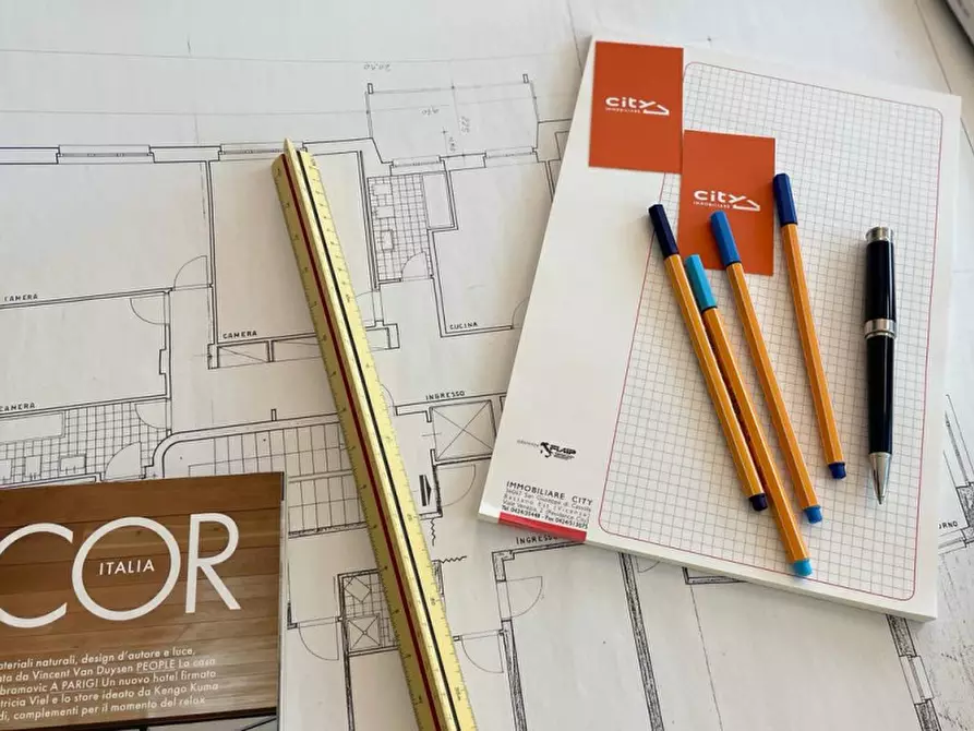 Immagine 11 di Casa bifamiliare in vendita  in Cassola Via Loria a Cassola