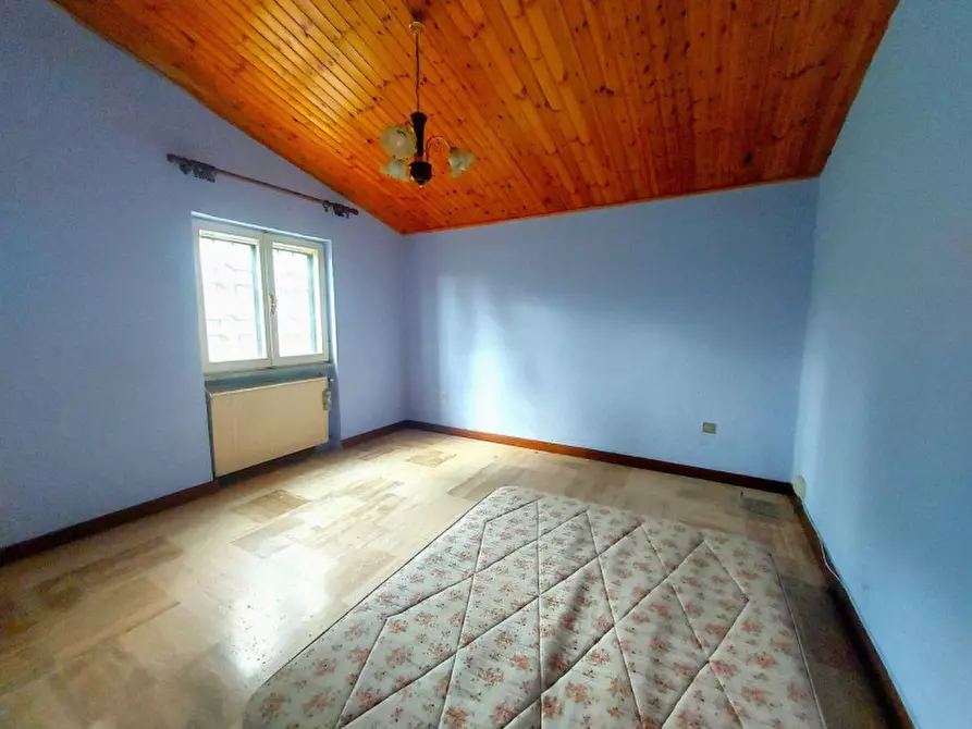 Immagine 14 di Villa in vendita  in Loc. Fonte Vivola - Via delle Ginestre, N. 18 a Sutri