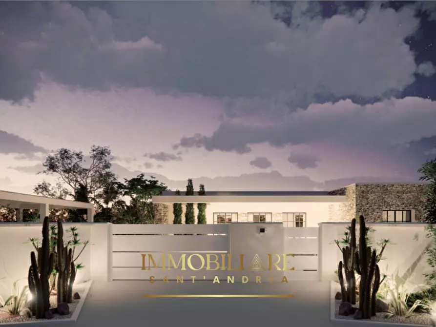 Immagine 12 di Villa in vendita  in Via Rapolla a Lecce