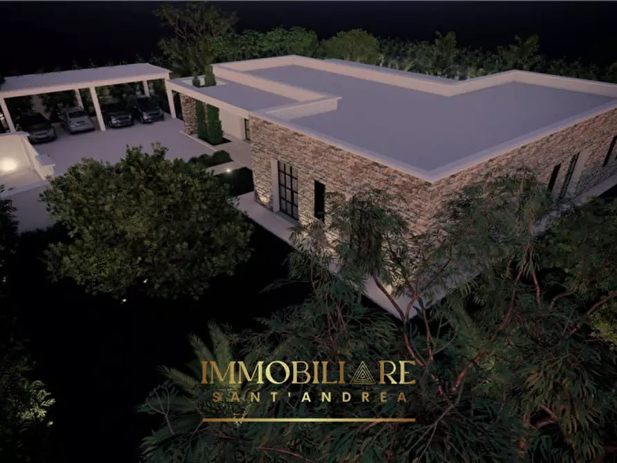 Immagine 15 di Villa in vendita  in Via Rapolla a Lecce