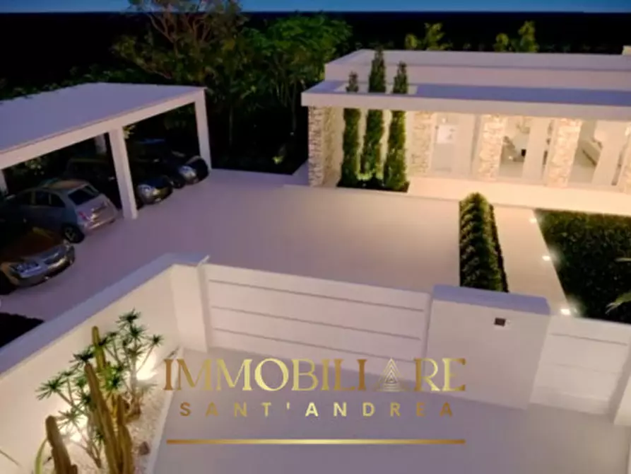 Immagine 24 di Villa in vendita  in Via Rapolla a Lecce