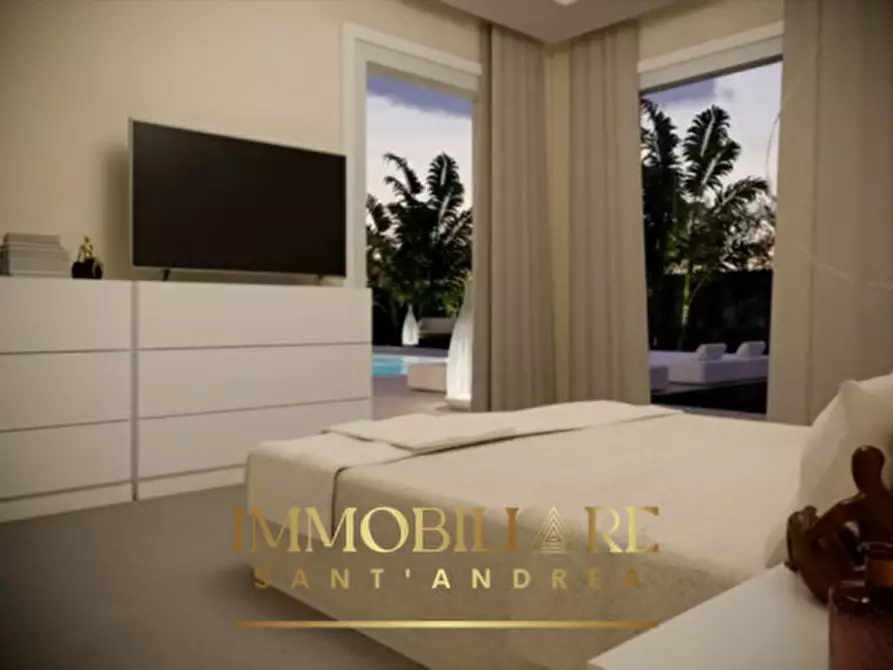 Immagine 33 di Villa in vendita  in Via Rapolla a Lecce