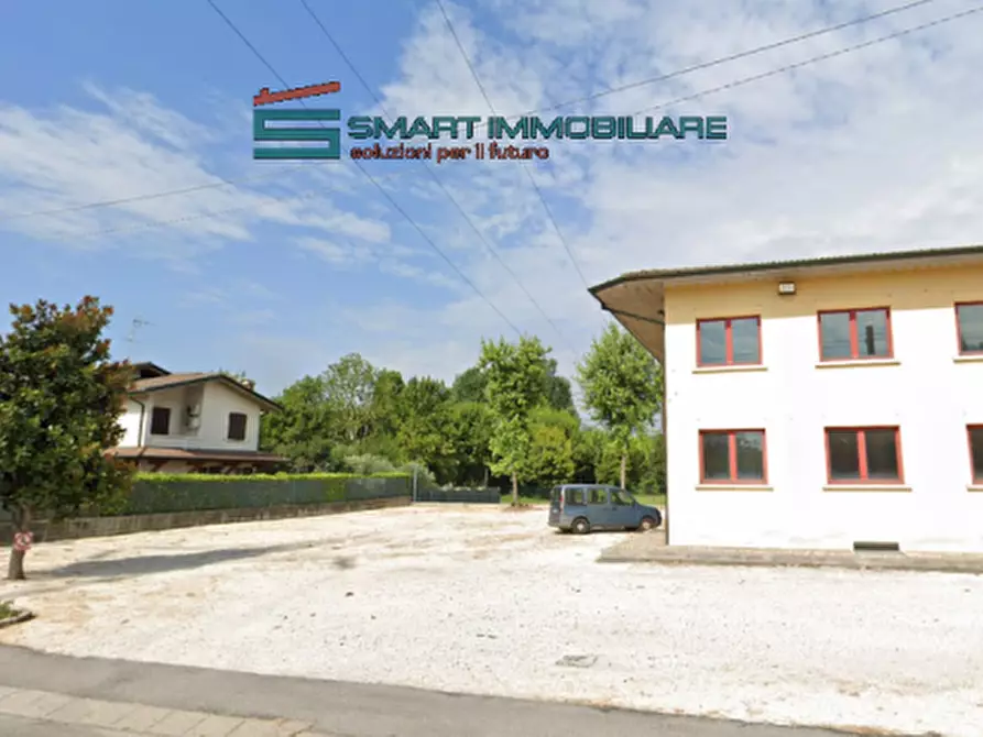 Immagine 3 di Negozio in vendita  in Via Don Bergomi a Castel Mella