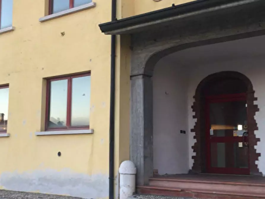 Immagine 14 di Negozio in vendita  in Via Don Bergomi a Castel Mella