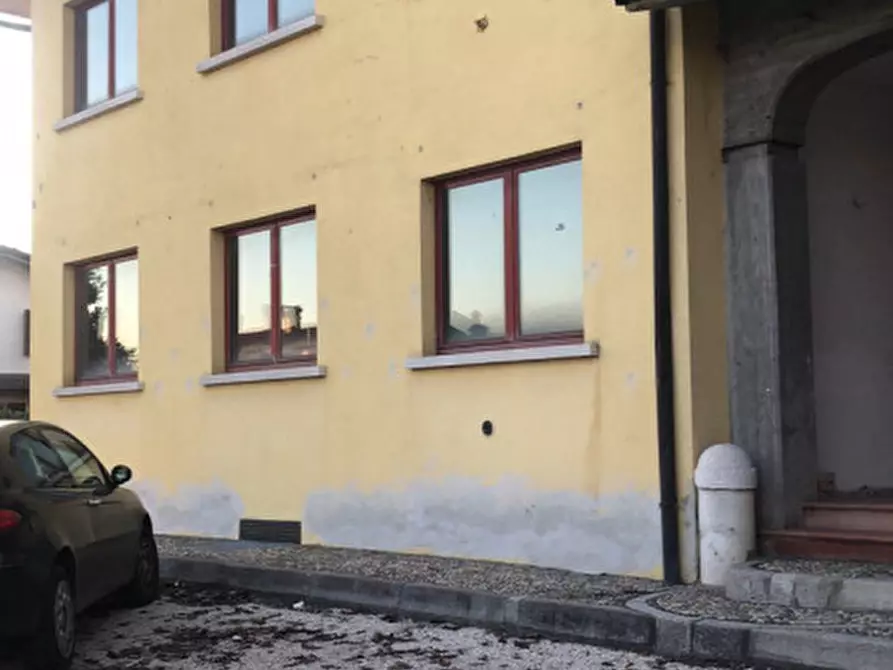 Immagine 15 di Negozio in vendita  in Via Don Bergomi a Castel Mella