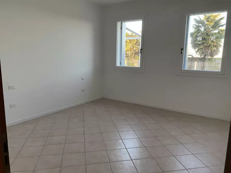 Immagine 8 di Appartamento in vendita  in via cona a Correzzola