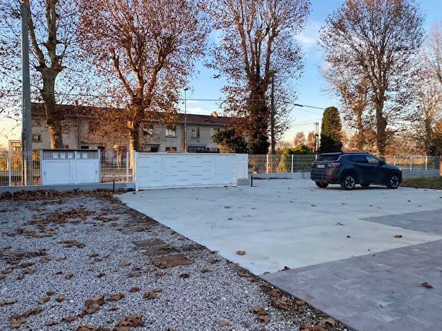 Immagine 9 di Appartamento in vendita  in via cona a Correzzola