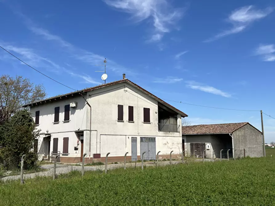 Immagine 1 di Appartamento in vendita  in SP 50 a San Secondo Parmense