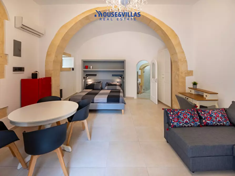 Immagine 2 di Appartamento in vendita  in via cavour a Noto