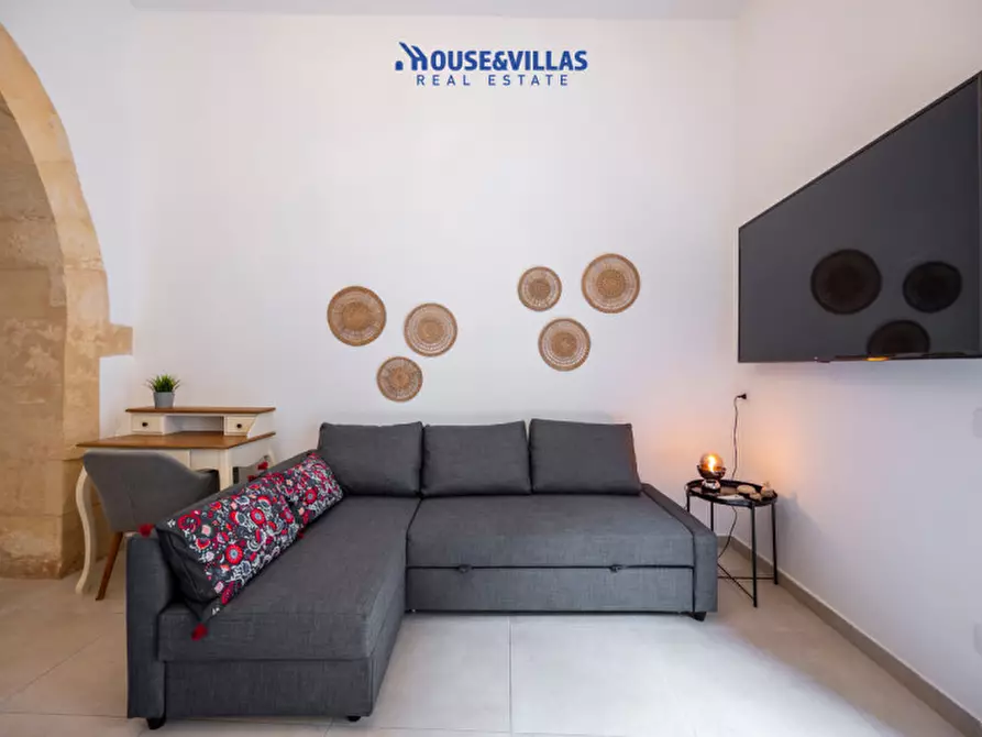 Immagine 4 di Appartamento in vendita  in via cavour a Noto