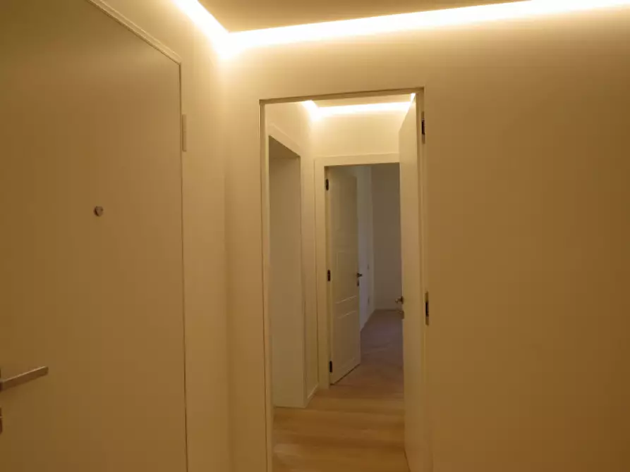 Immagine 8 di Appartamento in vendita  a Padova