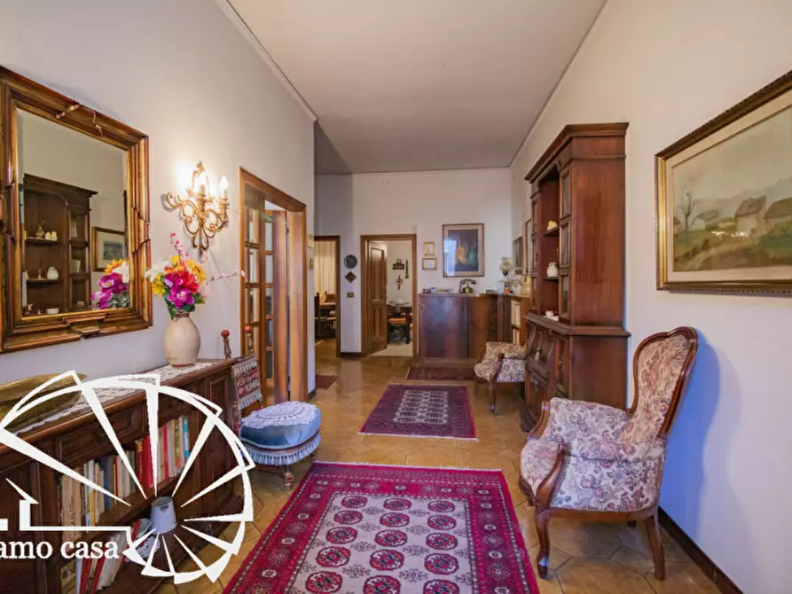 Immagine 9 di Casa indipendente in vendita  a Prato