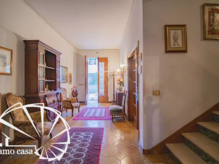 Immagine 10 di Casa indipendente in vendita  a Prato