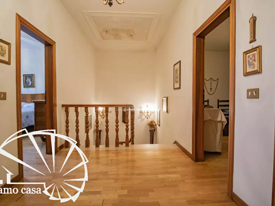 Immagine 11 di Casa indipendente in vendita  a Prato