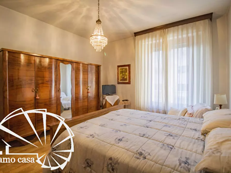 Immagine 13 di Casa indipendente in vendita  a Prato