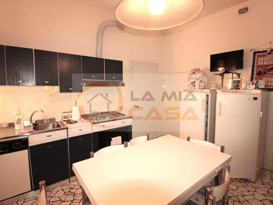 Immagine 1 di Appartamento in vendita  in Via Cavour a Chioggia