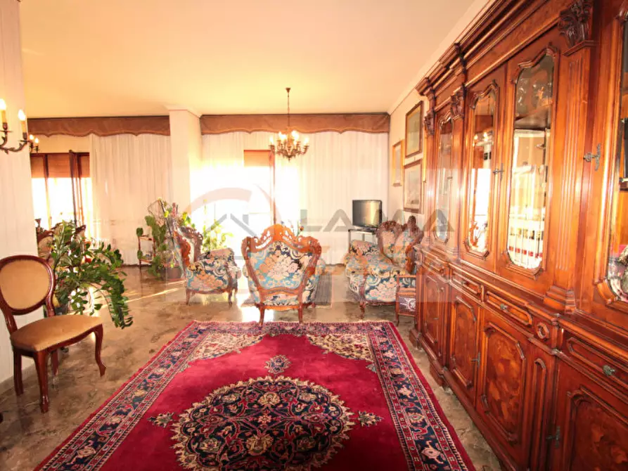 Immagine 5 di Appartamento in vendita  in Via Cavour a Chioggia