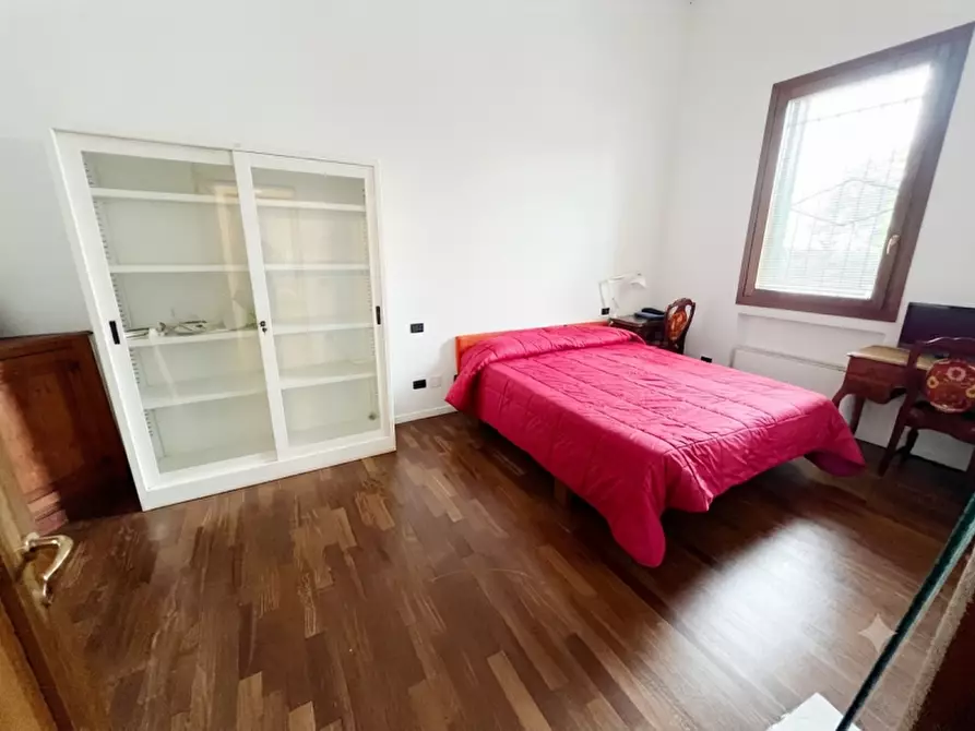 Immagine 4 di Appartamento in affitto  in Via Bosco Wollemborg a Padova
