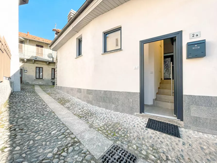 Immagine 3 di Villetta a schiera in vendita  in Via dell'Assunta 2 a Stresa