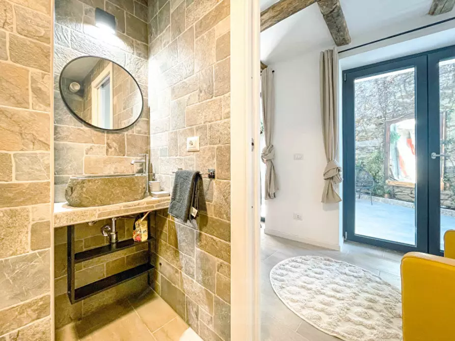 Immagine 17 di Villetta a schiera in vendita  in Via dell'Assunta 2 a Stresa