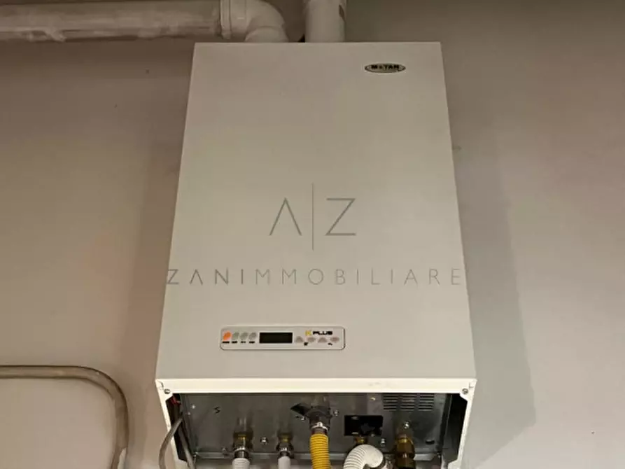 Immagine 4 di Negozio in vendita  in Borgo Treviso a Castelfranco Veneto