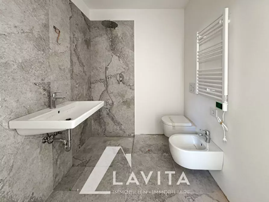 Immagine 14 di Appartamento in vendita  in via delle querce a Montagna .Montan.