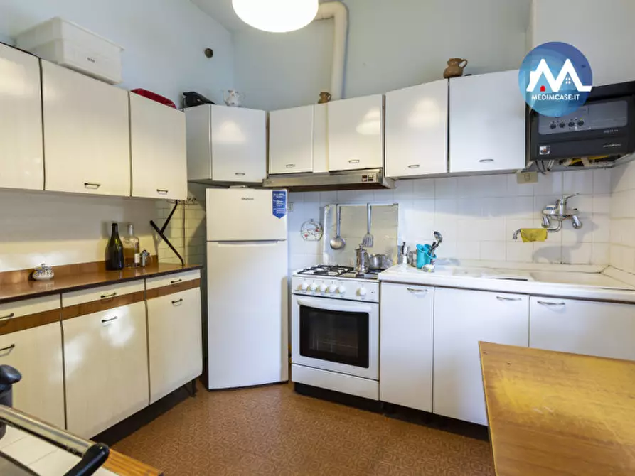 Immagine 8 di Appartamento in vendita  in via aleardi a Pesaro