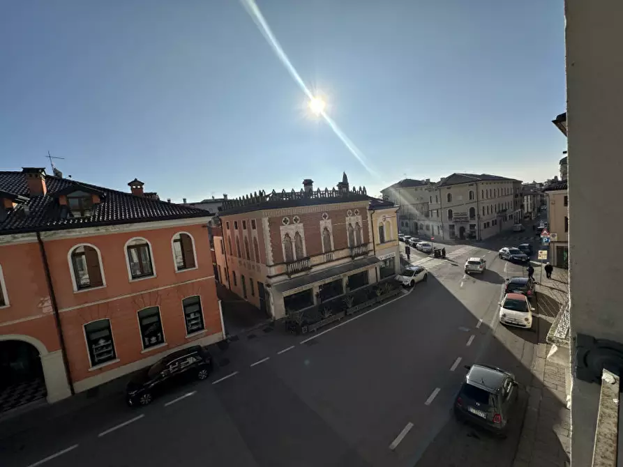 Immagine 13 di Appartamento in vendita  a Thiene